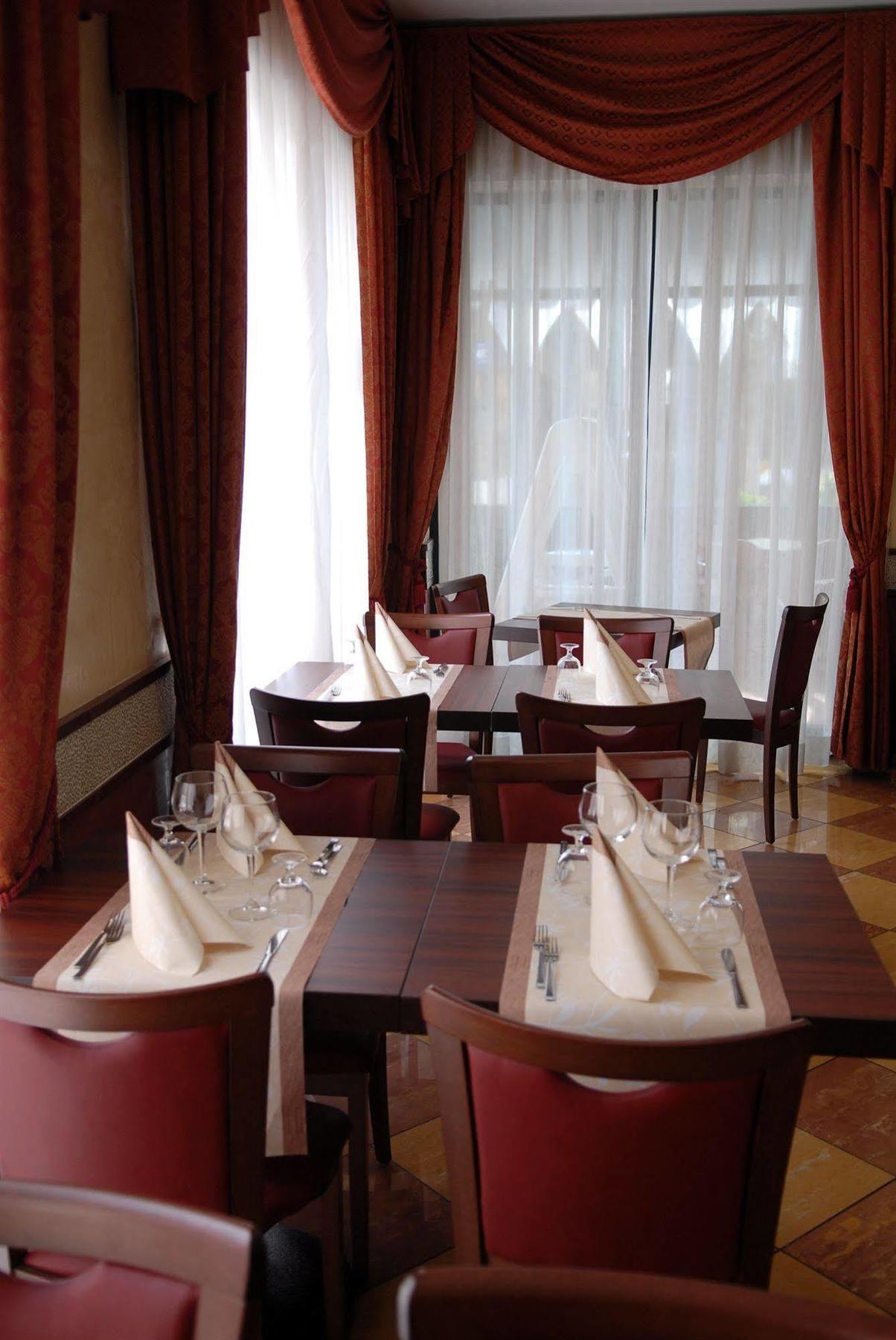 Hotel Dei Platani Rimini Zewnętrze zdjęcie