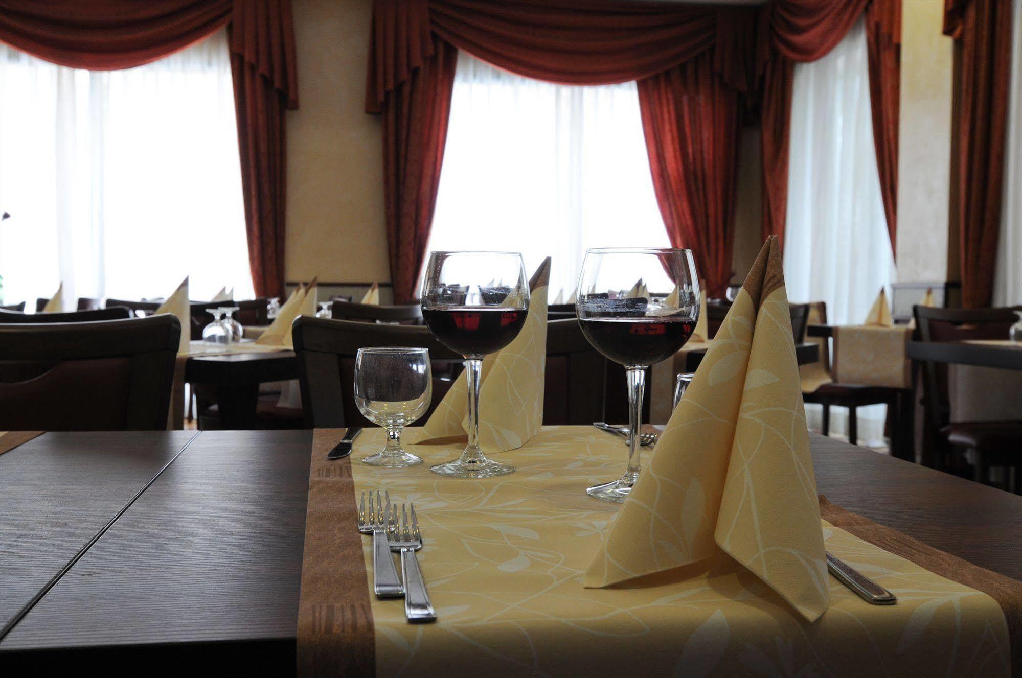 Hotel Dei Platani Rimini Zewnętrze zdjęcie